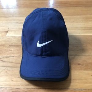 Nike Dri-Fit Featherlight Navy Running Hat